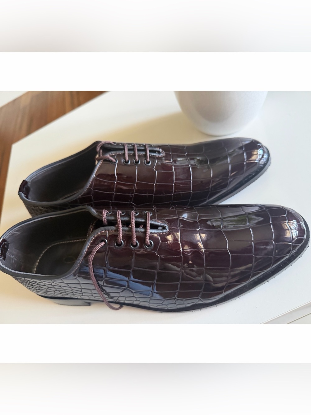 Men's Croc-Embossed Derby Shoes in Deep Burgundy